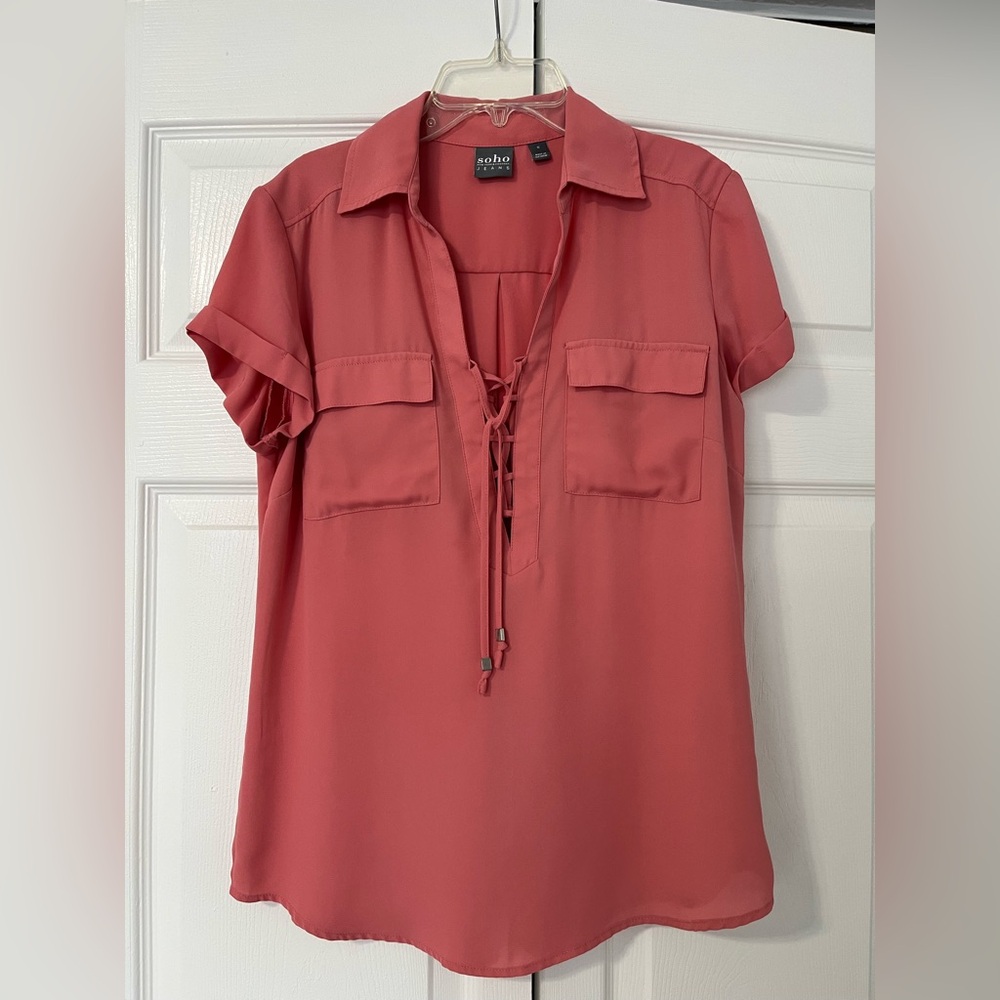 NWOT Woman Top